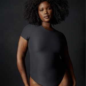 ABERCROMBIE & FITCH Soft Matte Seamless Tee Bodysuit Short-Sleeve Black Size XXL